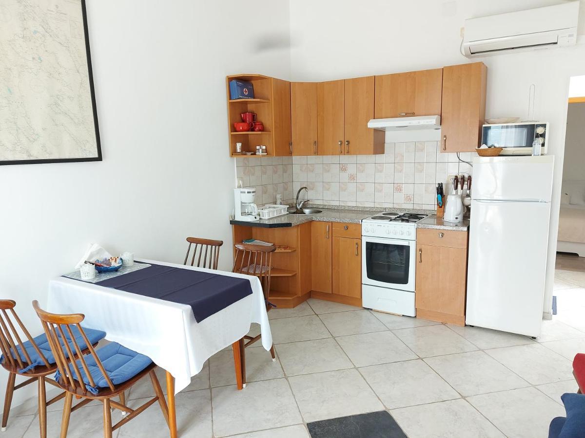 Vila Kraljica Malinska Exterior foto