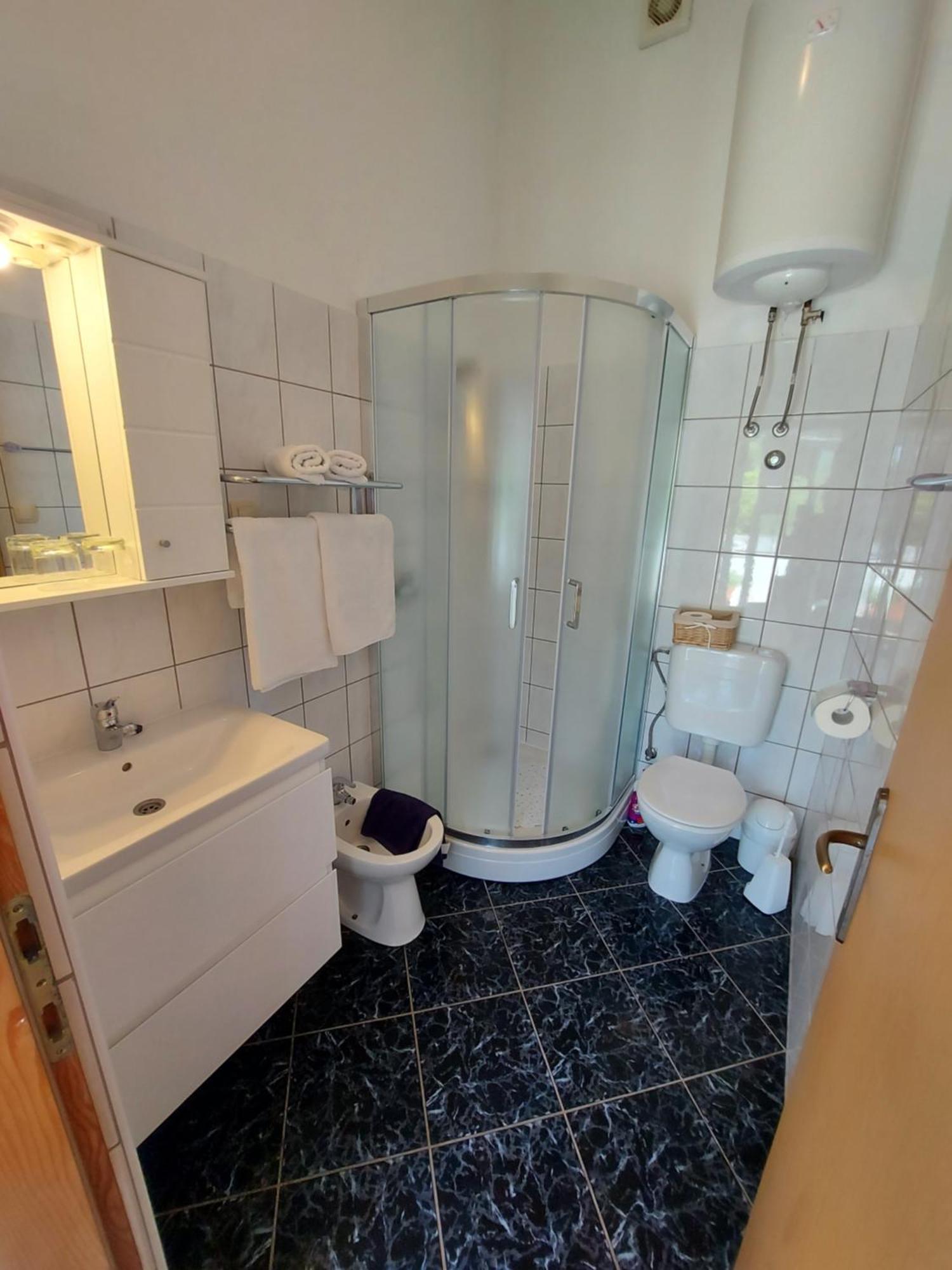 Vila Kraljica Malinska Cameră foto
